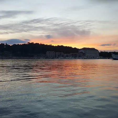 Ricca Seaview Апартаменты Макарска