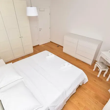 Апартаменты Ricca Seaview *