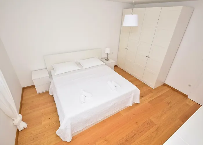 Ricca Seaview Apartment