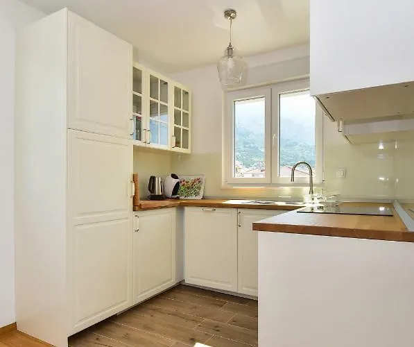 Ricca Seaview Apartment Makarska
